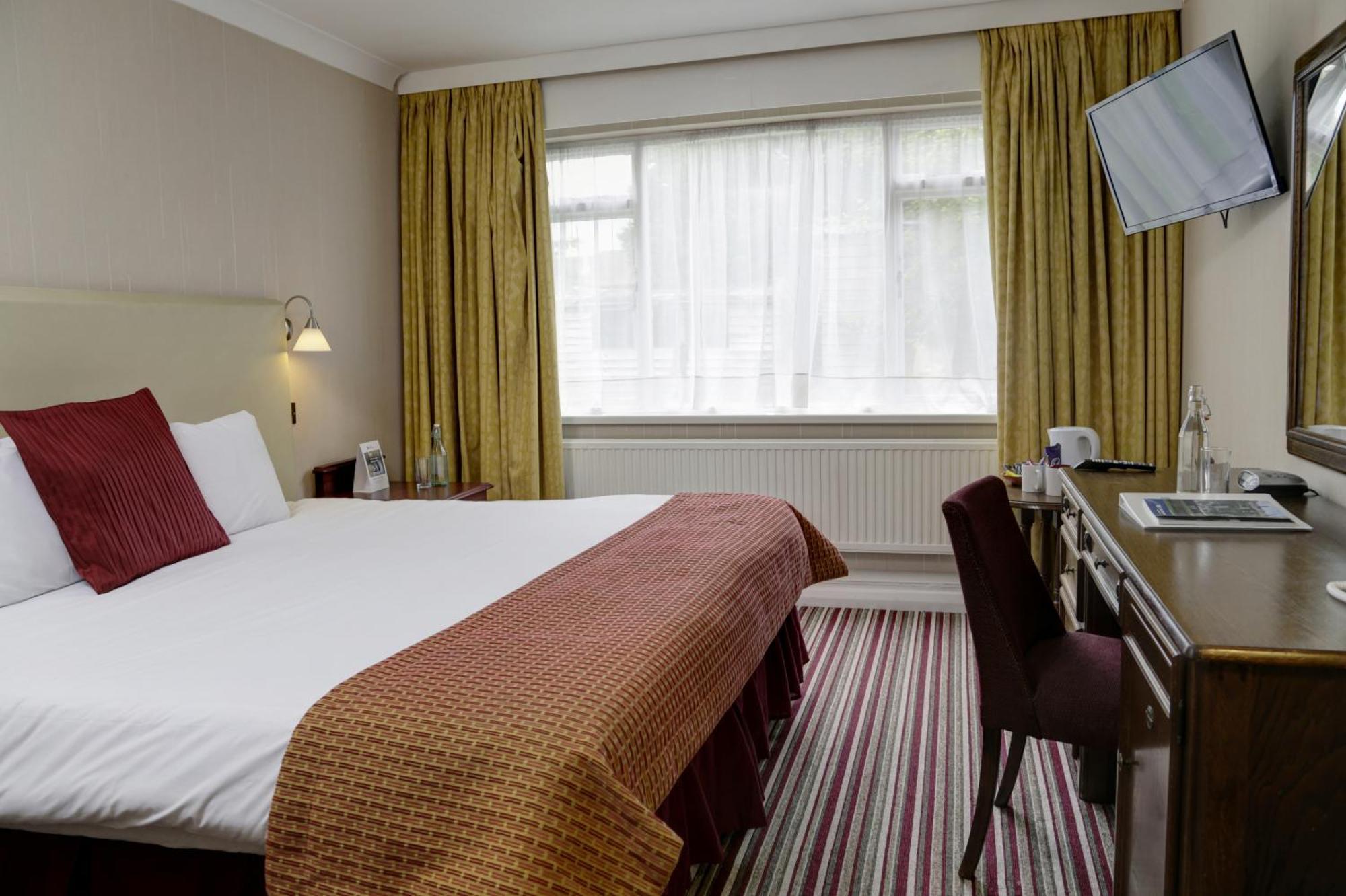 The Rose & Crown Hotel Tonbridge Esterno foto