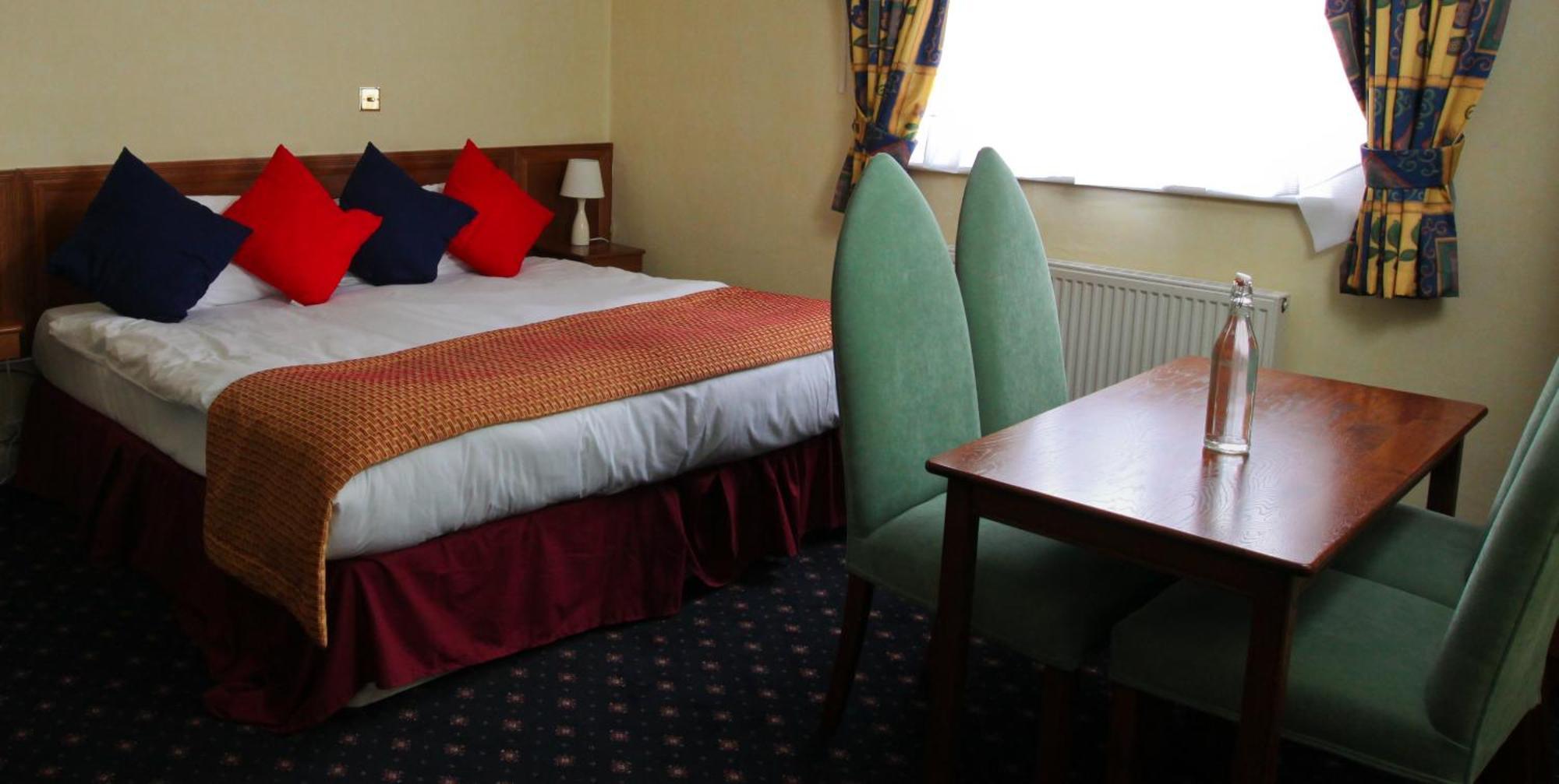 The Rose & Crown Hotel Tonbridge Camera foto